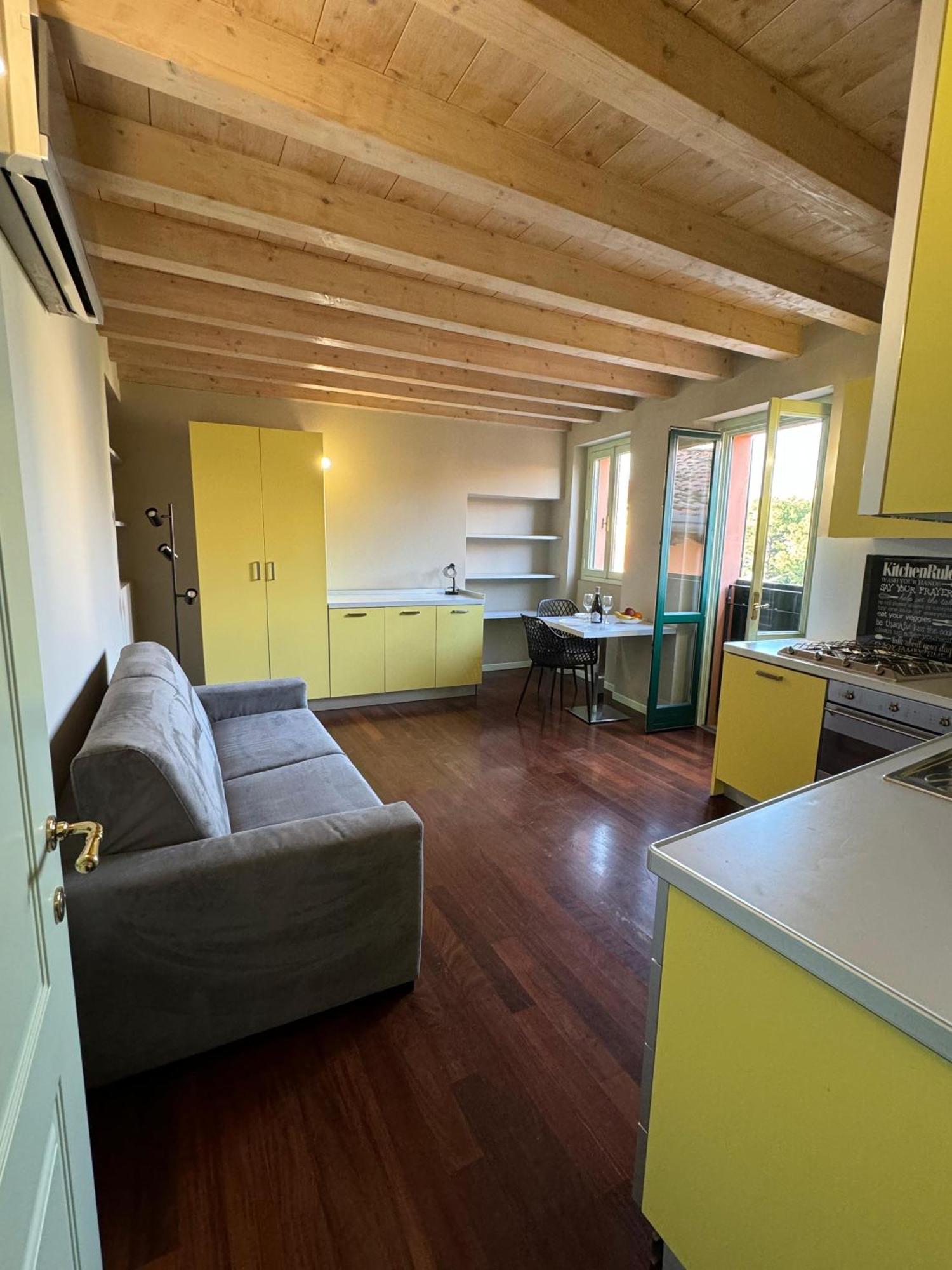 Splendid Apartment Desenzano del Garda Kültér fotó