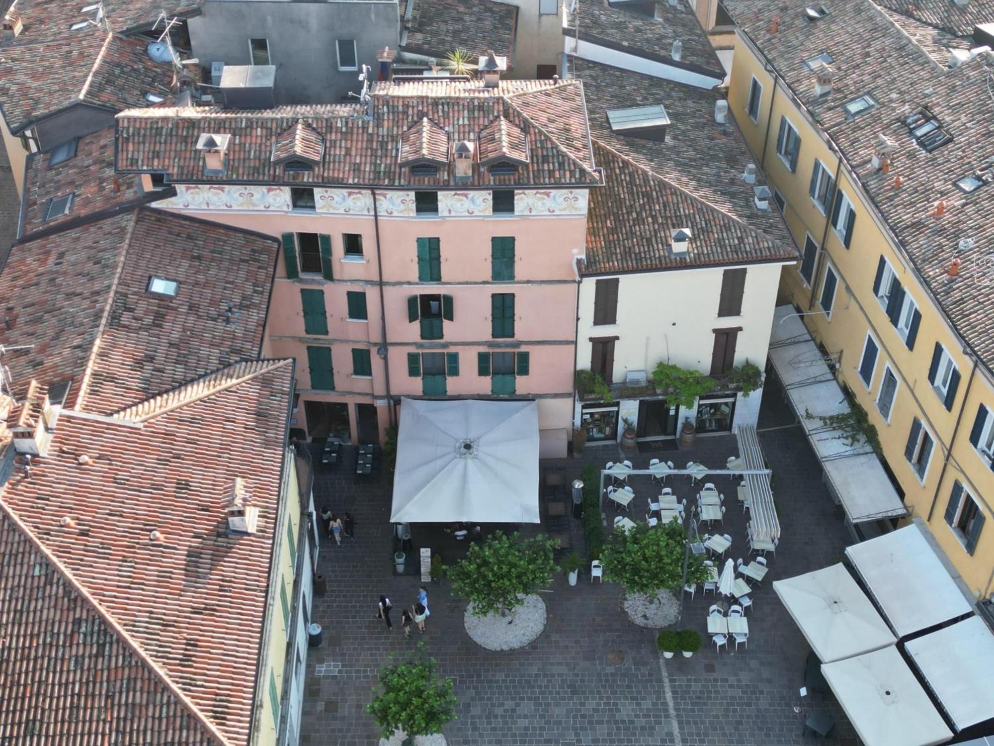 Splendid Apartment Desenzano del Garda Kültér fotó