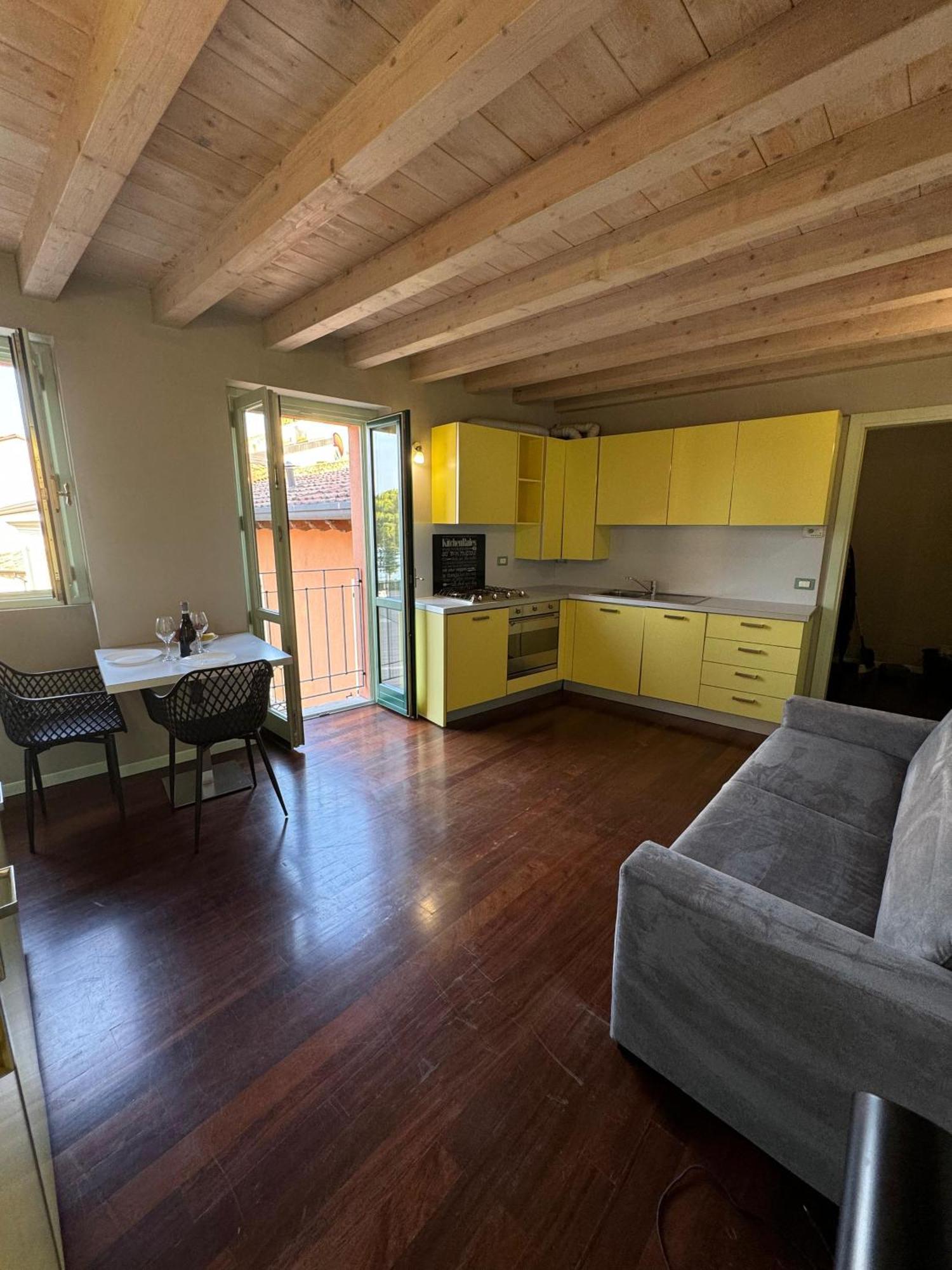 Splendid Apartment Desenzano del Garda Kültér fotó