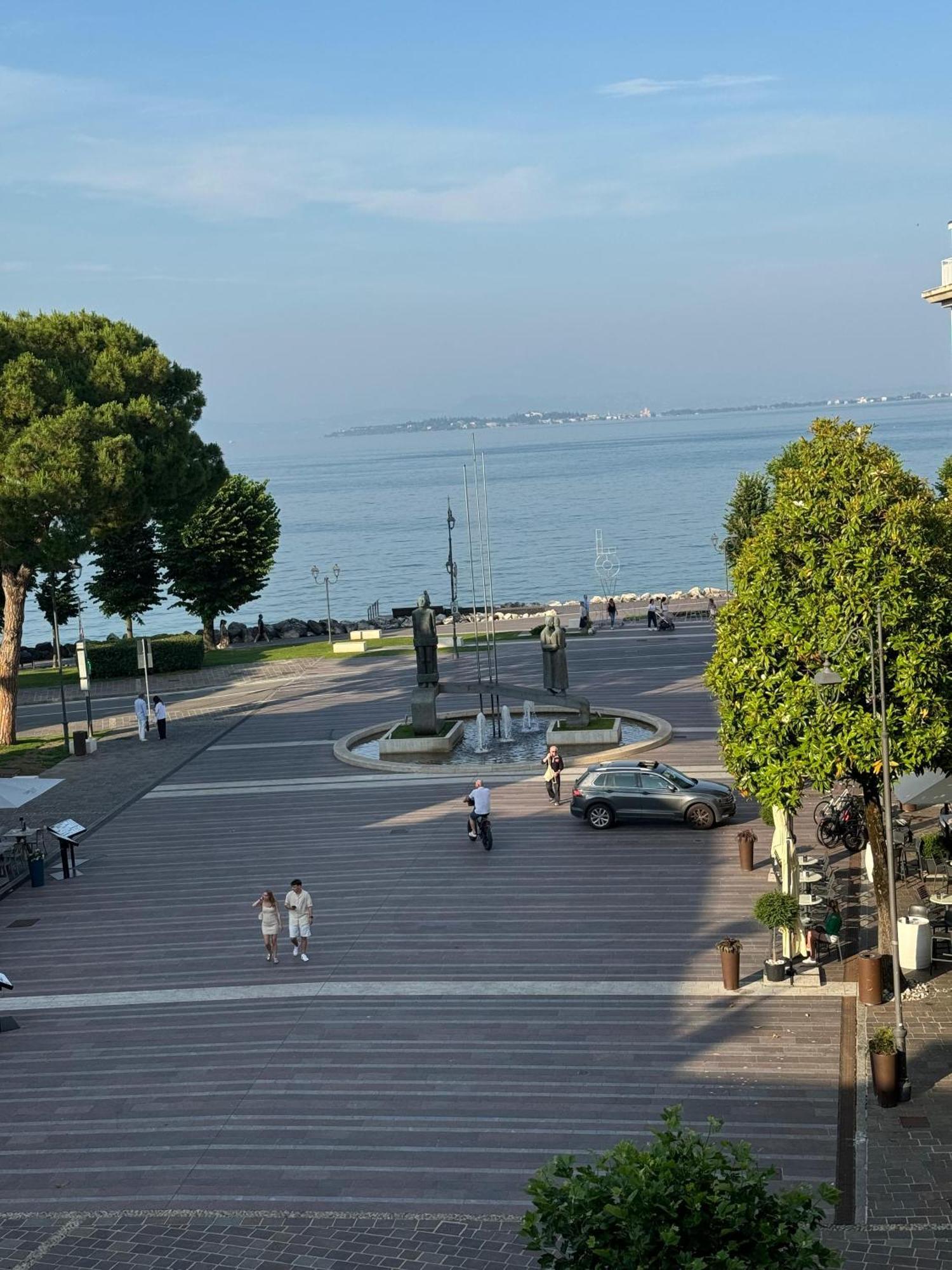 Splendid Apartment Desenzano del Garda Kültér fotó